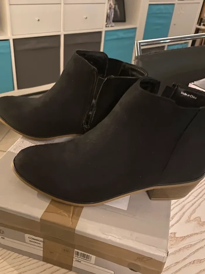 superbe bottine noir 38 fermeture zip neuve la halle