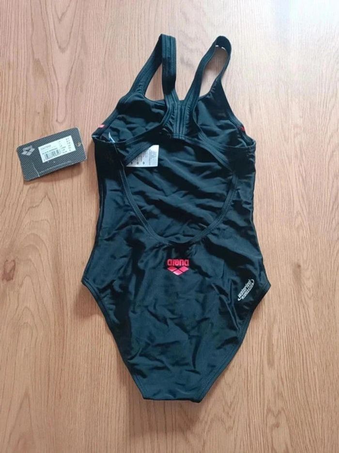 Maillot de natation Arena taille 6-7 ans - photo numéro 2