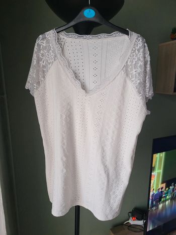 T-shirt shein taille L