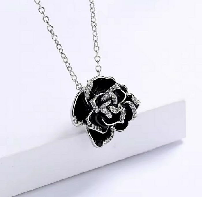 Parure rose noire - photo numéro 6