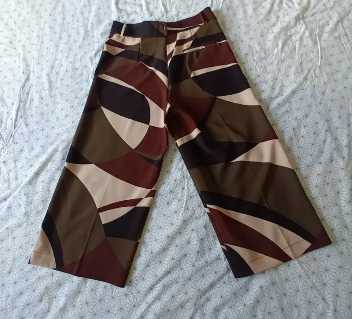 Ancien pantalon court large