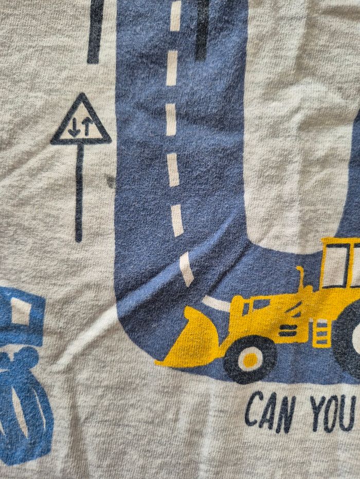 👦 T-shirts × 2 - photo numéro 4