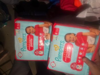 2 paquet pampers taille 4