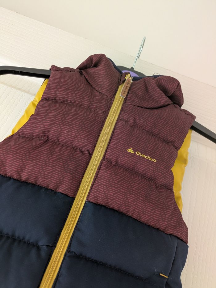Doudoune sans manches Quechua pour garçon 2 ans, 83-90 cm, parfait état ! - photo numéro 3