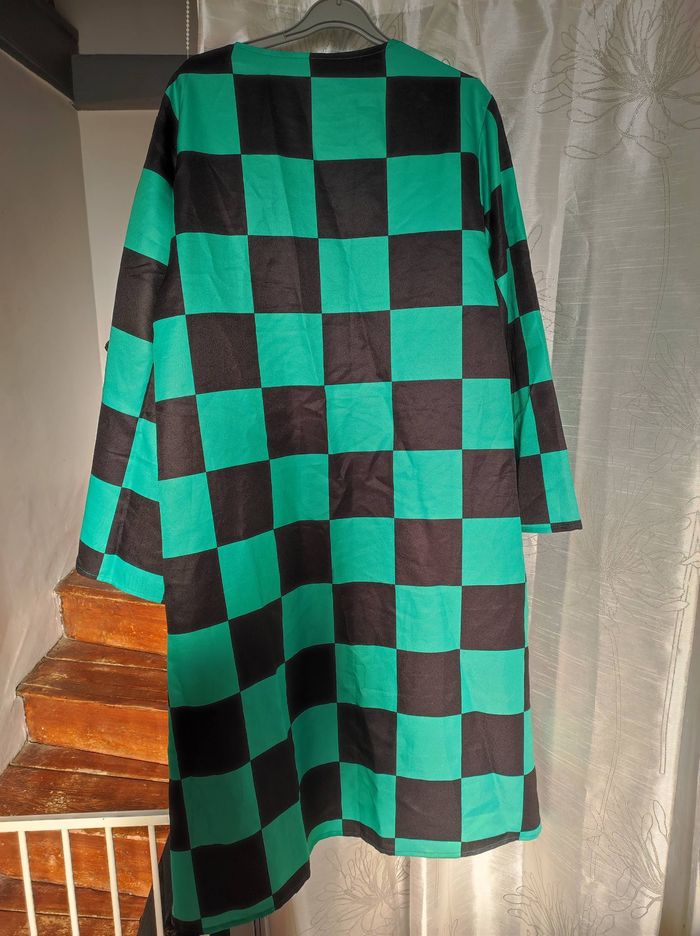 Veste Demon Slayer taille S - photo numéro 2