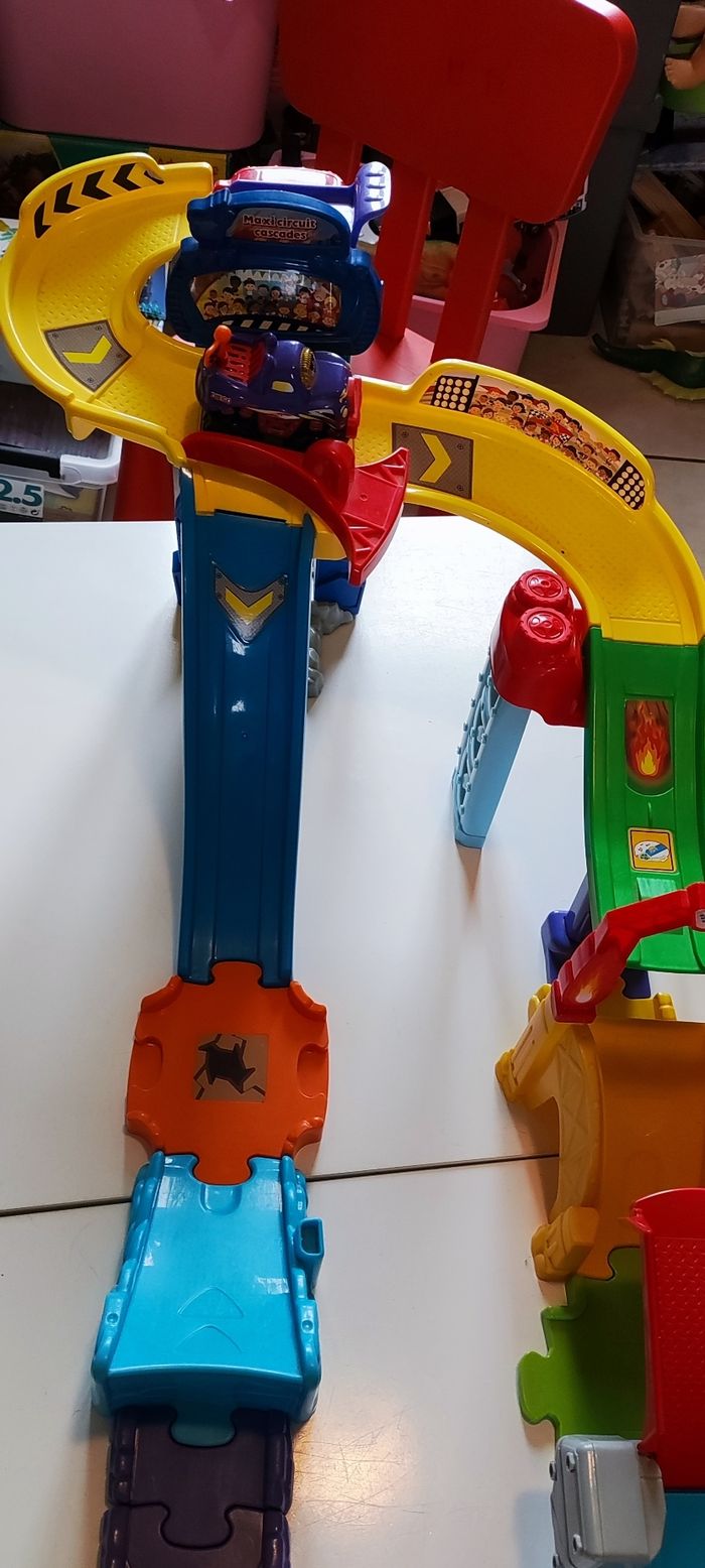 Tut bolide maxi cascades - photo numéro 2