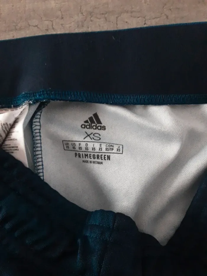Survêtement Adidas garçon 12ans - photo numéro 8