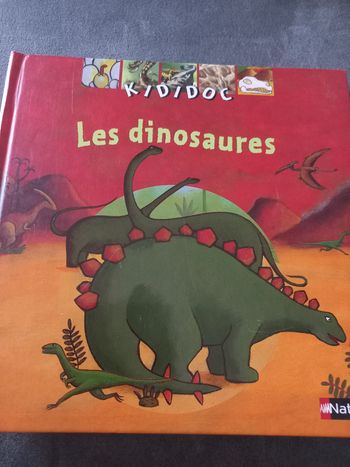 Livre kididoc les dinosaures nathan