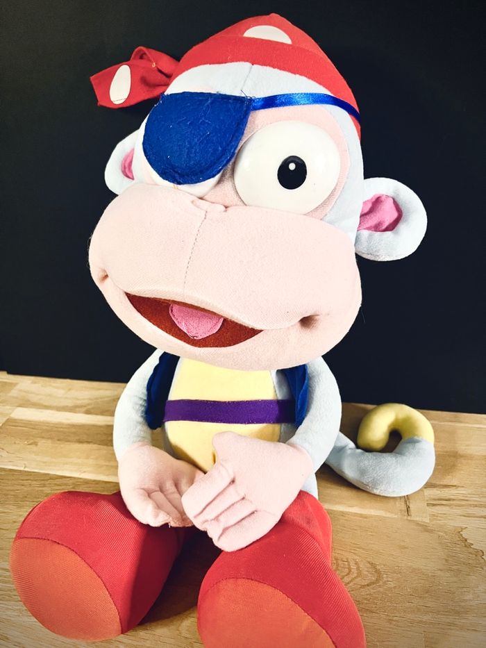 Grande Peluche Babouche Pirate 60 cm - Dora l’Exploratrice Singe - Dora the Explorer Monkey - Nickelodeon Viacom - photo numéro 3