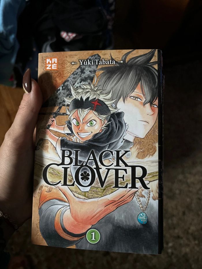 Manga black clover tome 1 à 6 - photo numéro 2