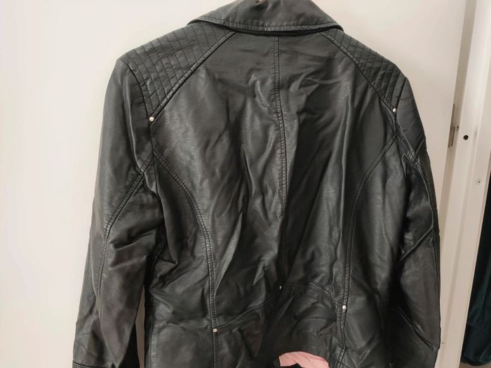 Veste en cuir synthétique perfecto ONLY onlgemma noir taille 40 L excellent état - photo numéro 7