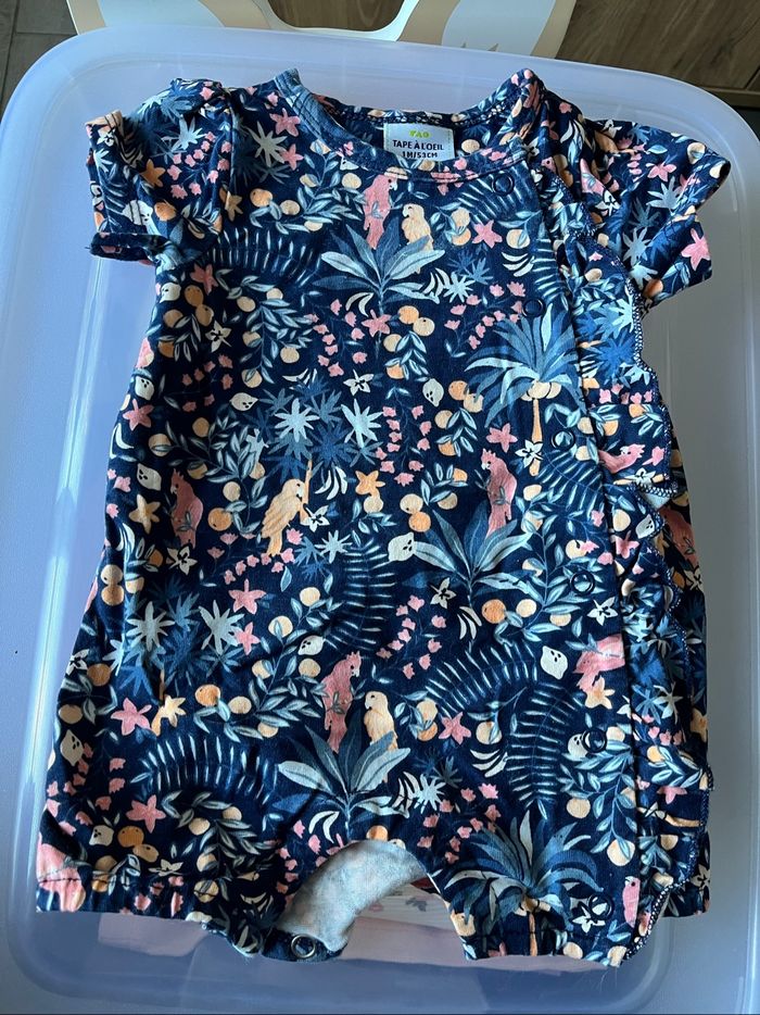 Combinaison short bébé 1 mois