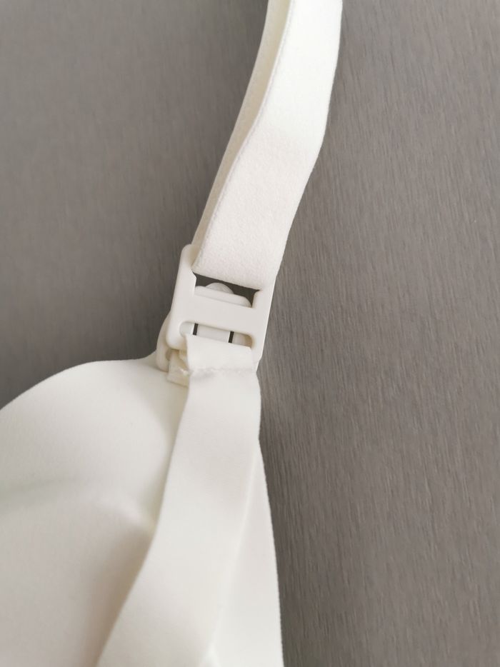 Soutien-gorge maternité jamais porté - photo numéro 6
