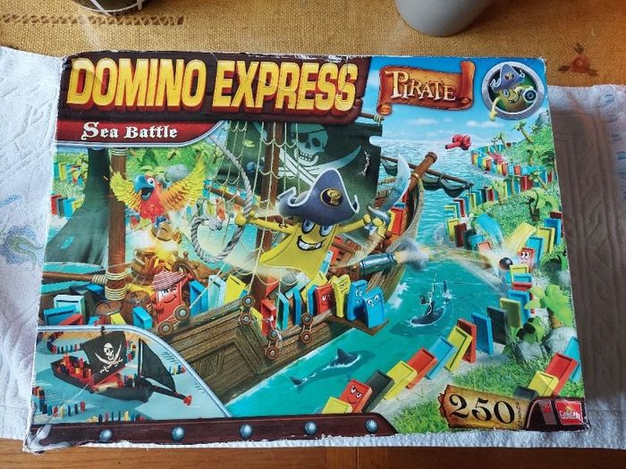 Domino express Pirate