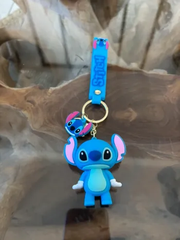 Porte clé Stitch bleu plastique