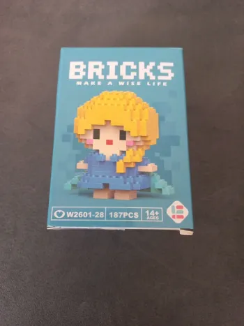 Petite construction en briques mini princesse elsa reine des neiges micro bricks