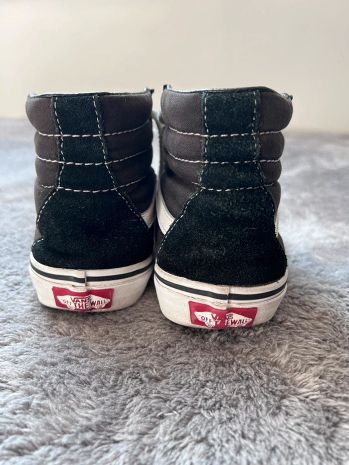 Vans Sk8 Hi Noires à Cœurs – Pointure 36 Skate Montantes - photo numéro 5