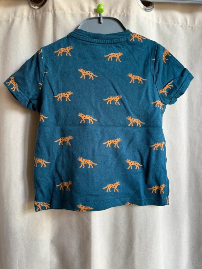 T-shirt 👕 - photo numéro 2