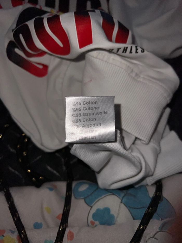 Sweat BORN2 12 ans  tbe - photo numéro 4