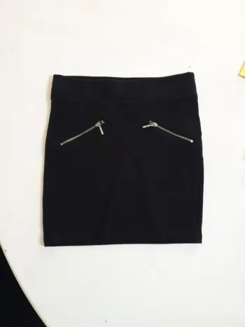 Jupe ceintrée noire