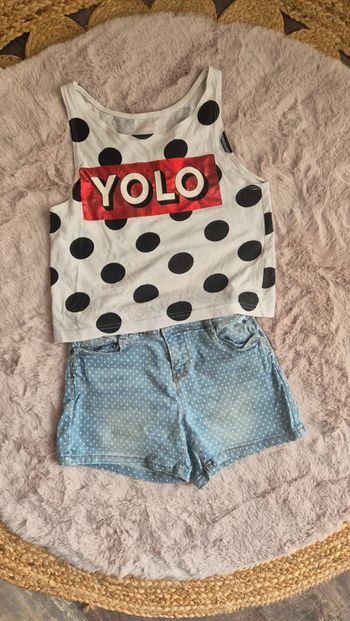 Ensemble débardeur crop top Primark 9/10 ans et short en jeans Okaïdi 9 ans