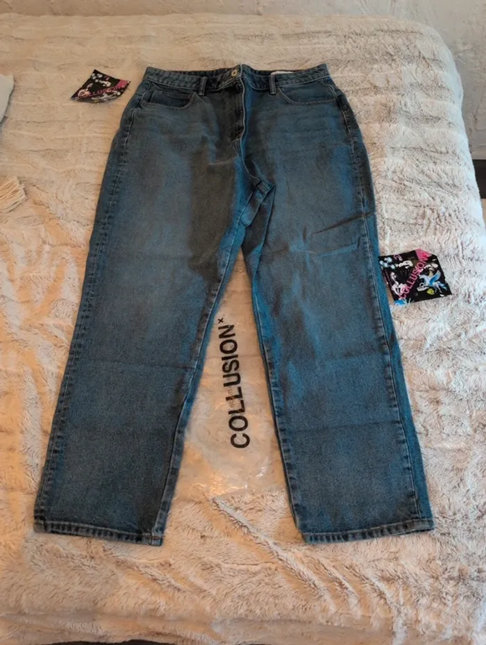 Jean mom. Collusion. Taille 48. Neuf. UK18 L32