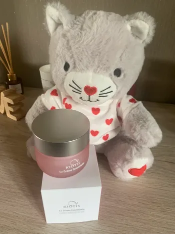 La crème essentielle nouveau packaging