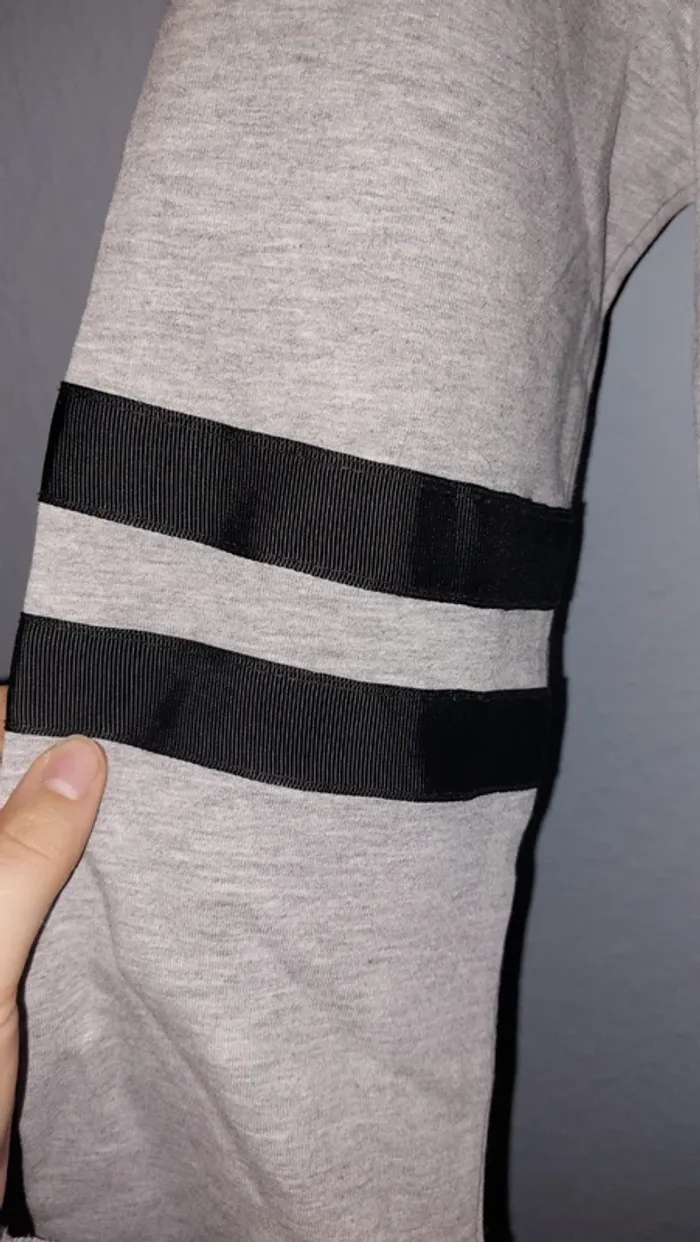 Sweatshirt à capuche - photo numéro 3