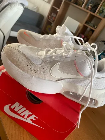 Basket Nike Verona femme neuve