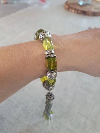 Bracelet médiéval fantaisie neuf.