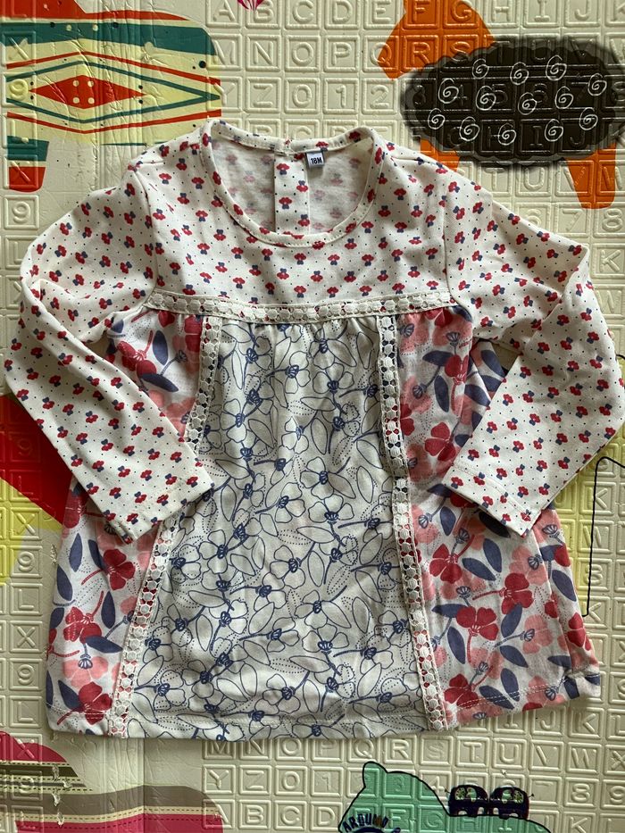 Vend robe taille 18 mois - photo numéro 2