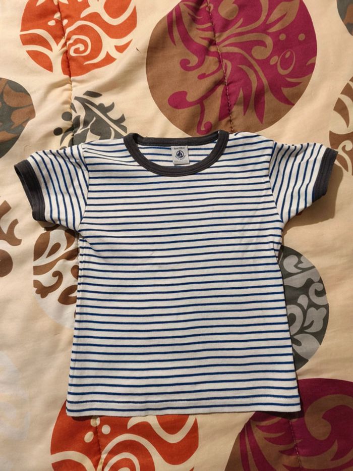 Tee shirt Petit Bateau 5 ans