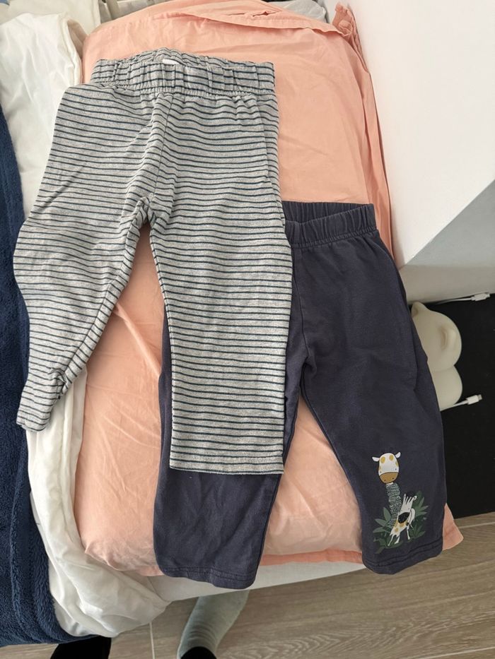 2 Pantalons 18 mois
