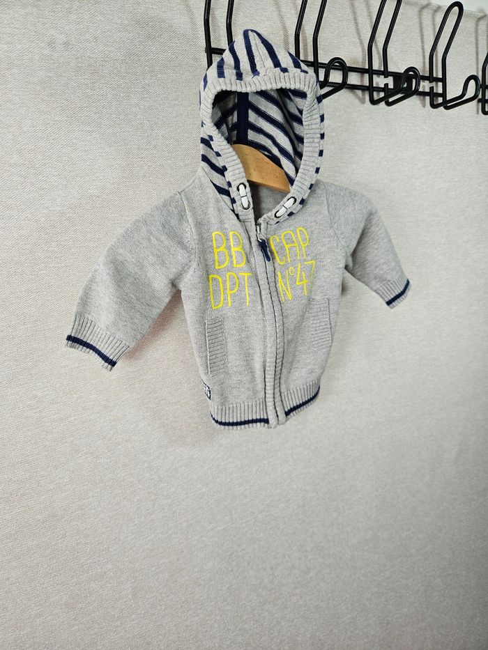 Gilet a  capuche gémo 3 mois - photo numéro 4