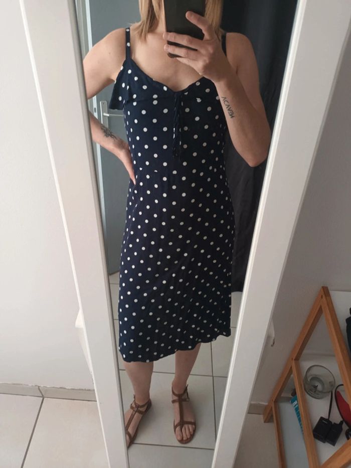 Robe à pois fashion private company