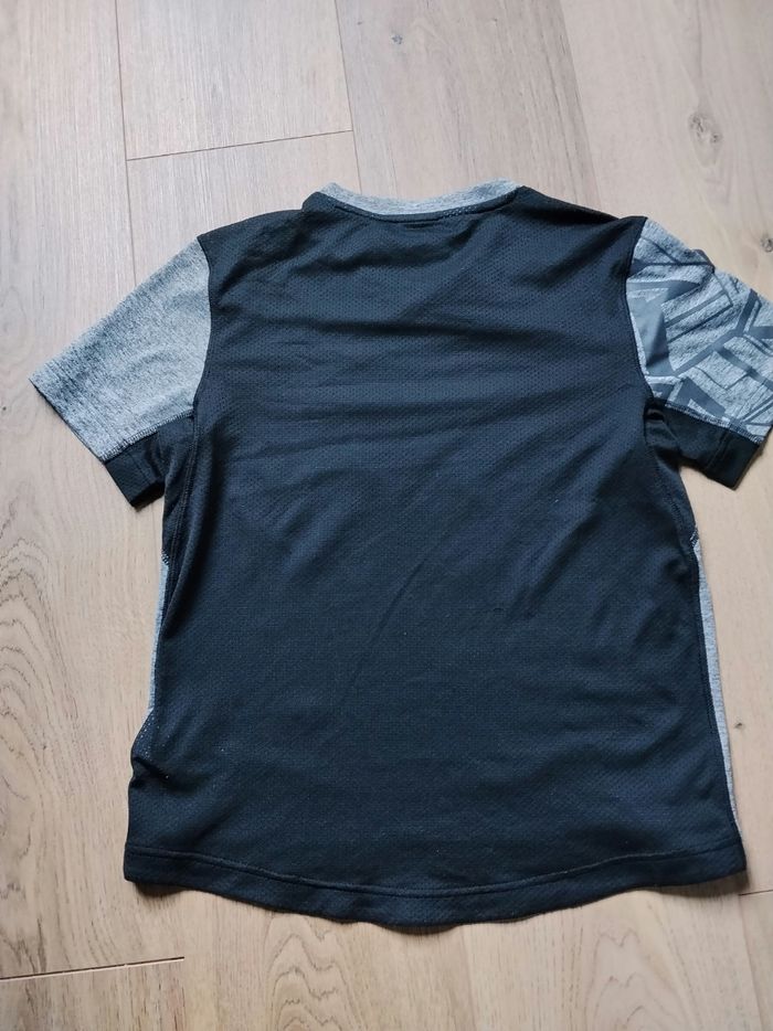 T-shirt de sport - photo numéro 2