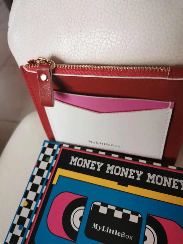 Joli porte monnaie neuf couleur pop - photo numéro 3