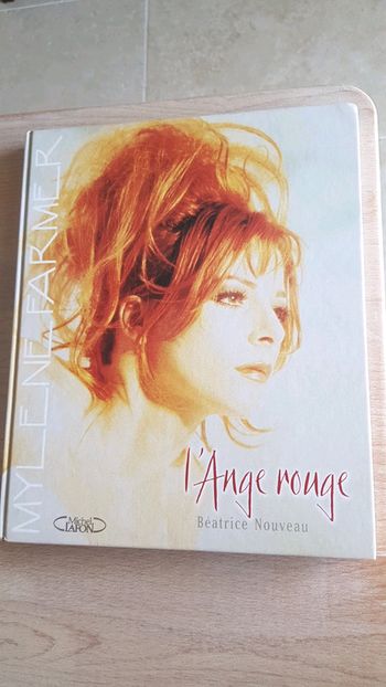 Mylène Farmer - l'ange roux- Beatrice Nouveau