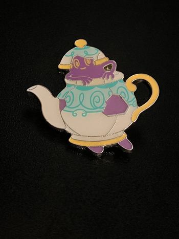 Pin’s Pokémon Polthégeist Polteageist
