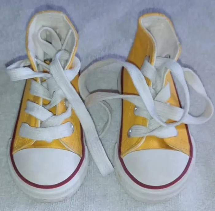 Basket haute jaune à lacets Pointure 19 - photo numéro 2