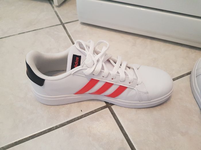 Adidas neuves
