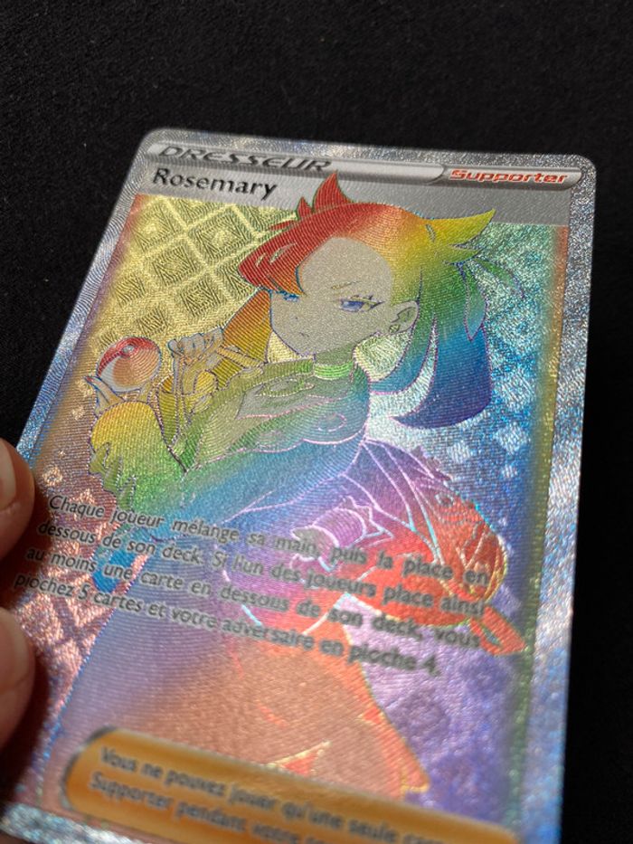 Carte Pokémon très rare Dresseur Rosemary Rainbow 208/202 TBE - carte secrète - photo numéro 2