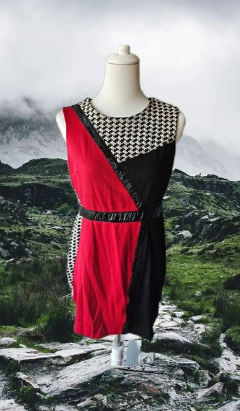 Robe droite avec finition en simili cuir, Bonprix, taille 40