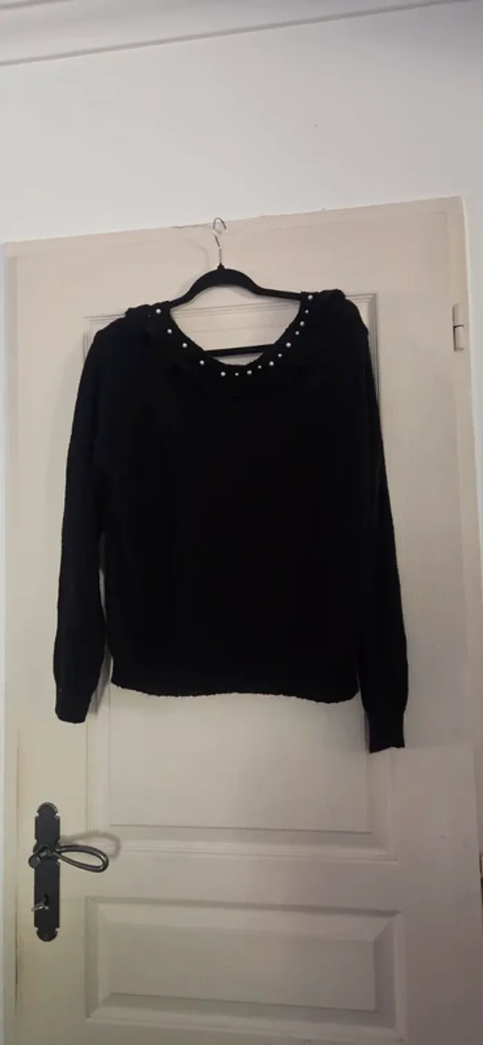 Pull Misskoo noir et perles - photo numéro 9