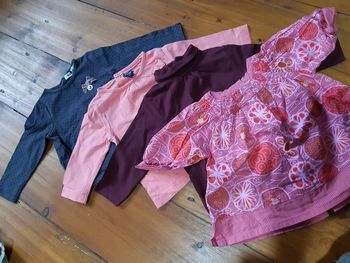 Lot 4 t-shirt rose violet bébé fille 9 mois paillette col roulé chat fleurs neuf
