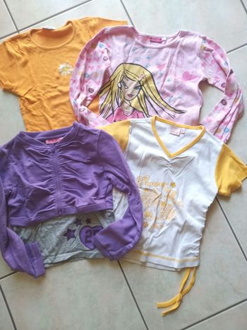 Lot de quatre hauts fille