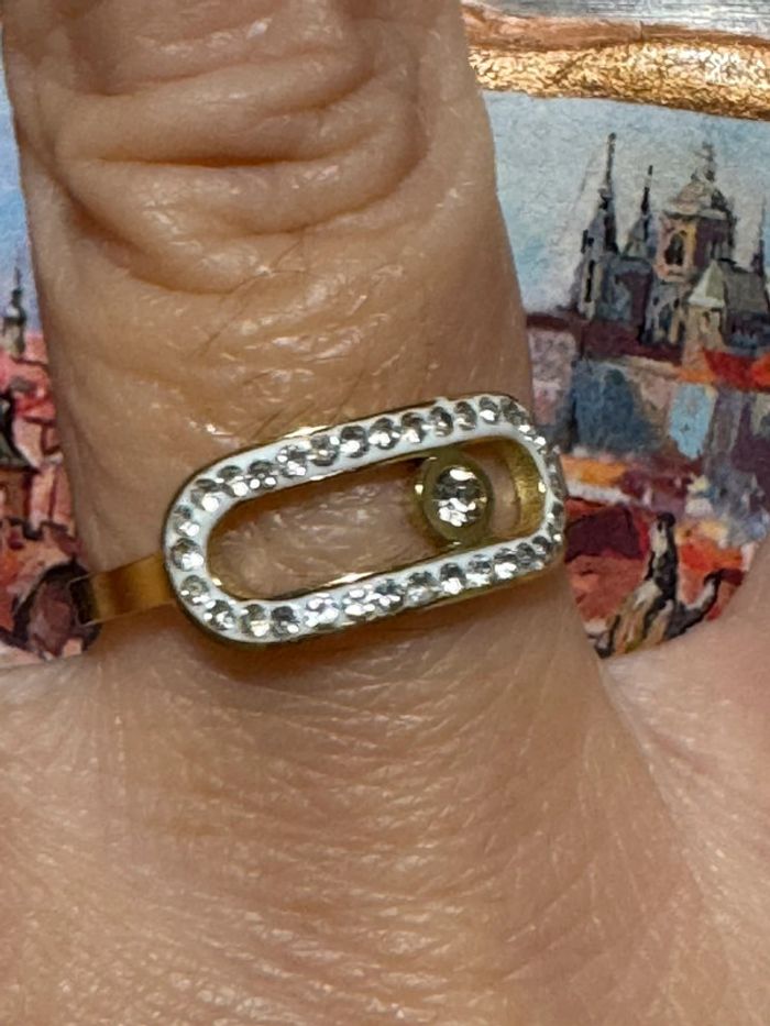 Bague réglable acier inoxydable or épingle fermée et cristaux