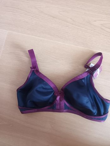 Soutien gorge 90B playtex neuf avec étiquette  sans armature 