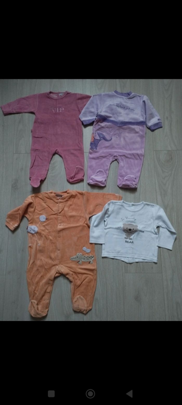 Lot de vêtements fille 12 mois automne/hiver - photo numéro 4