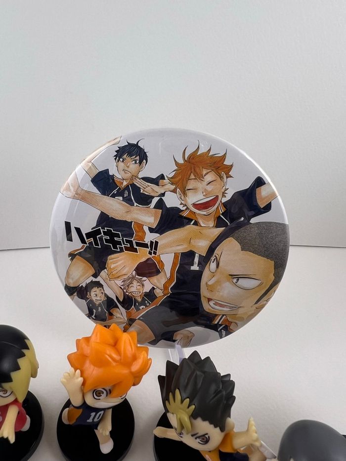 Lot 7 mini figurines Haikyuu + Pin’s offert - photo numéro 4